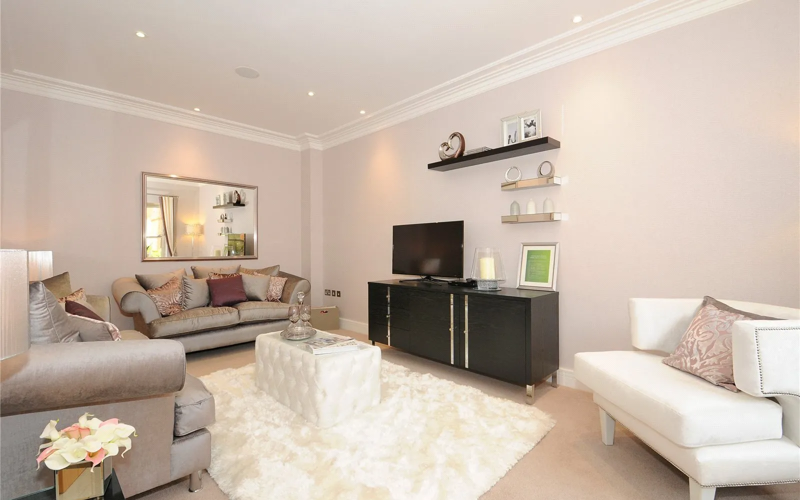House Coronation Road in Sunninghill and Ascot