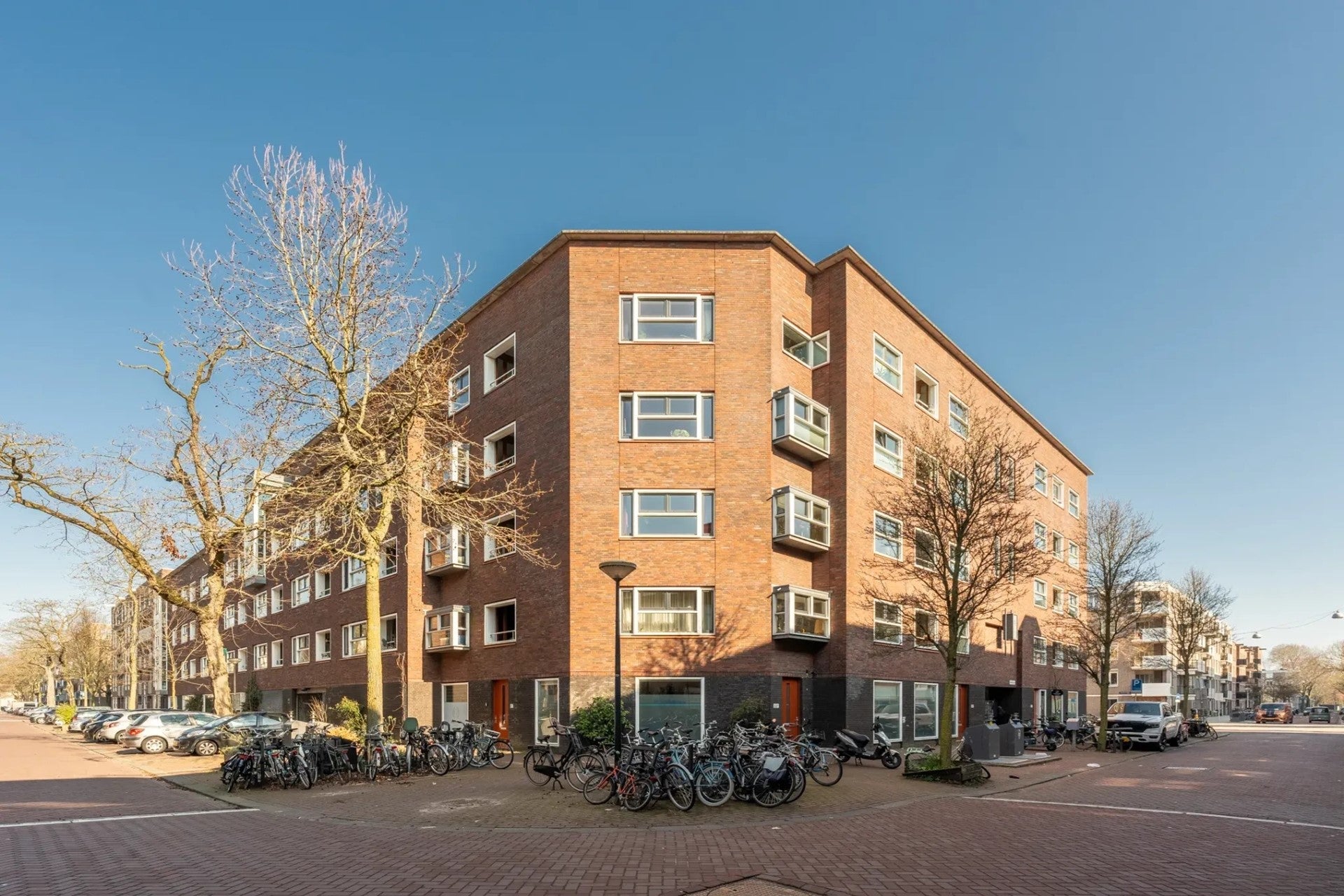 Appartement Sumatrastraat in Amsterdam
