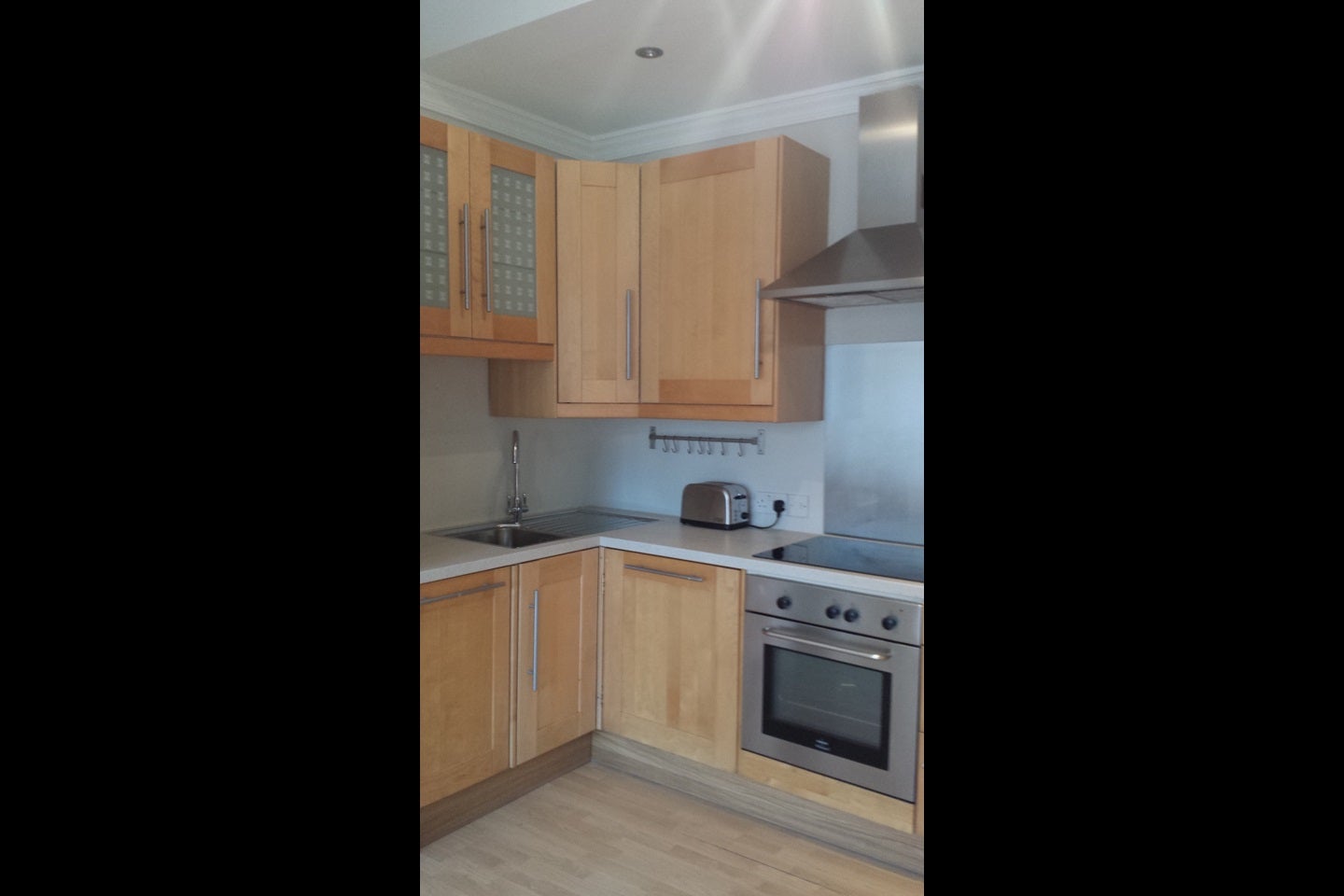 Flat Minford Gardens in Greater London