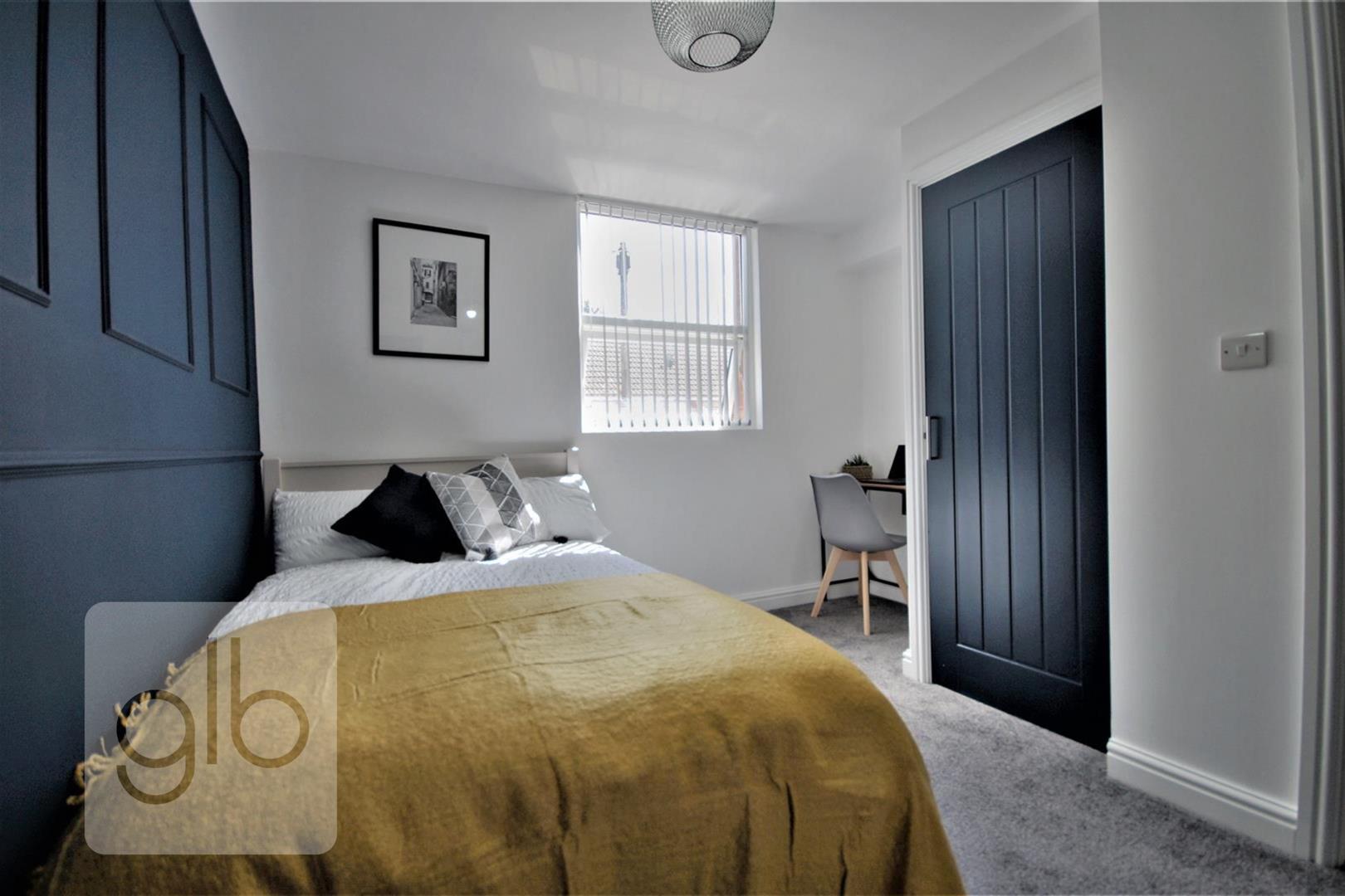 Room Mowbray Street in Coventry