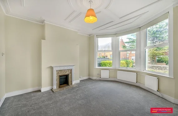 Flat Graywood Court in Greater London