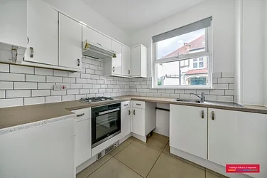 Flat Graywood Court in Greater London