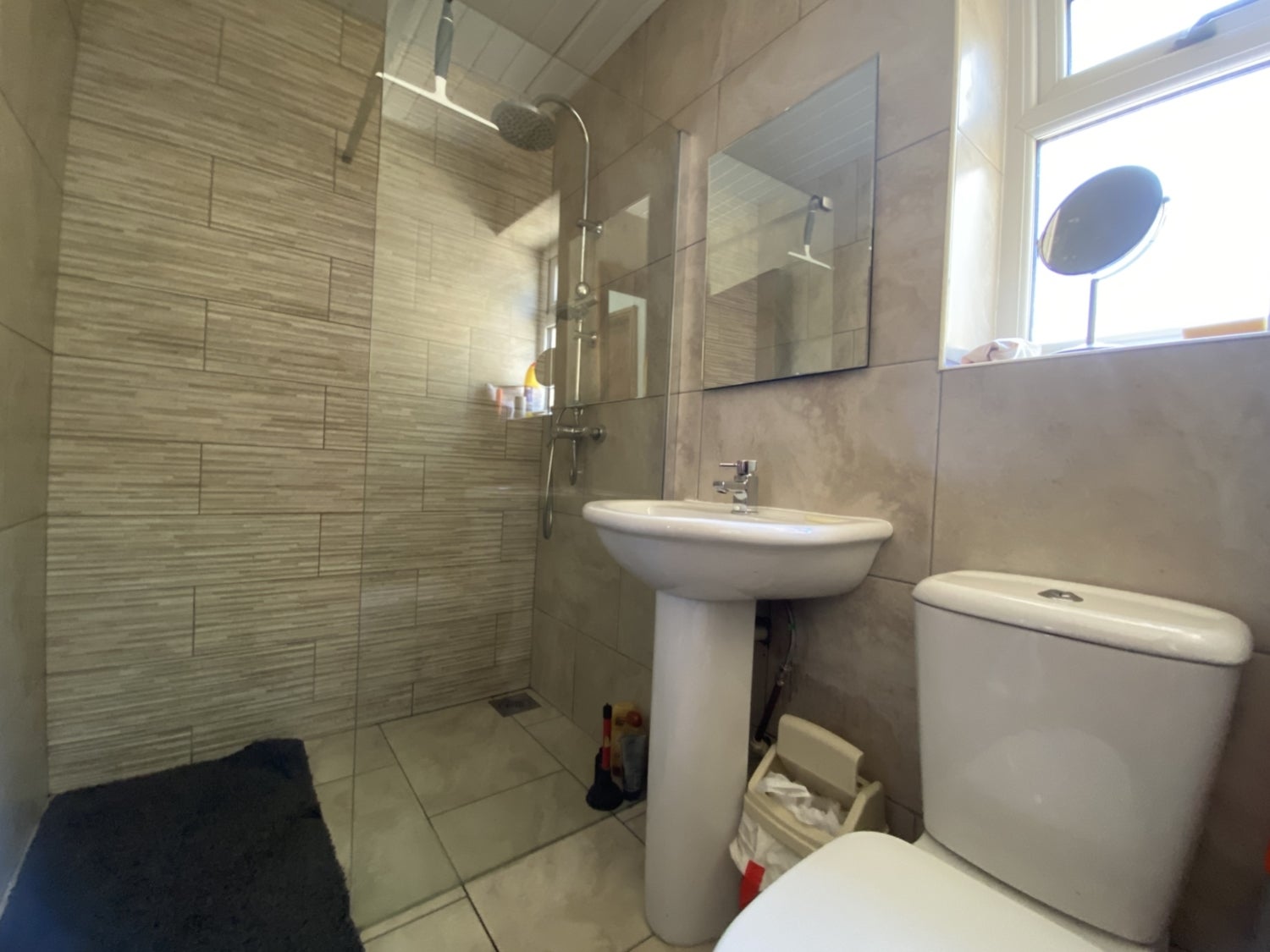Room Northcote Lane in Cardiff