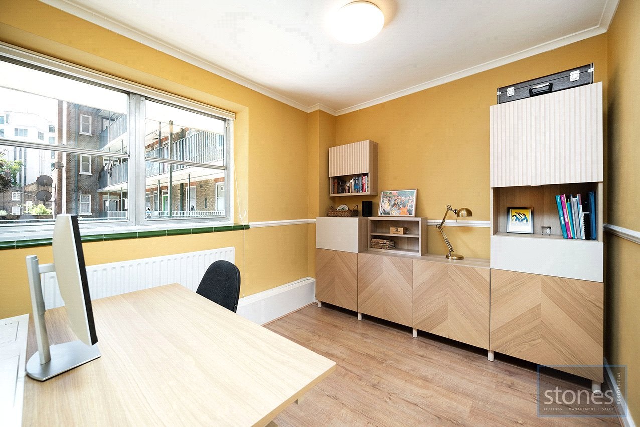 Flat Arlington Road in Greater London