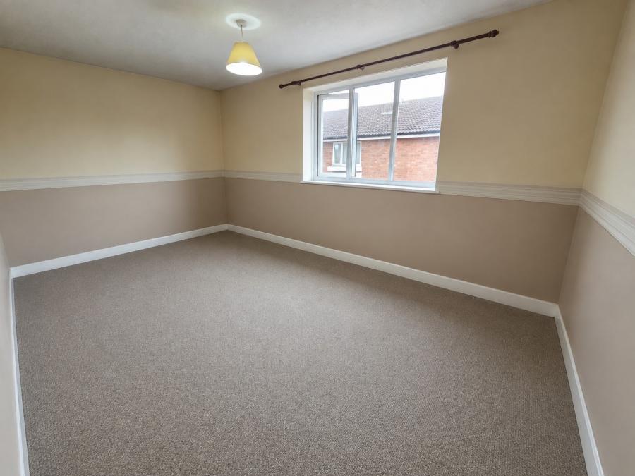 Flat Sandown Drive in Hereford