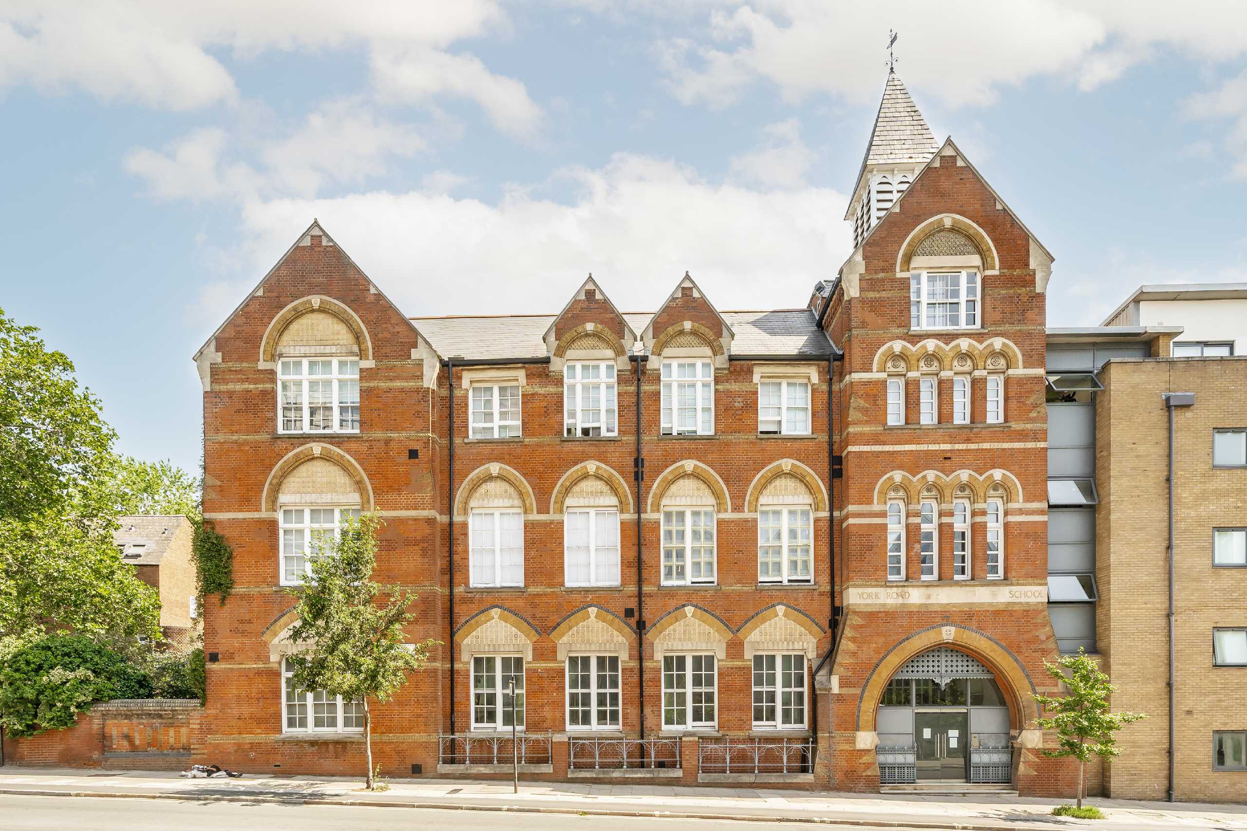 Flat York Way in Greater London