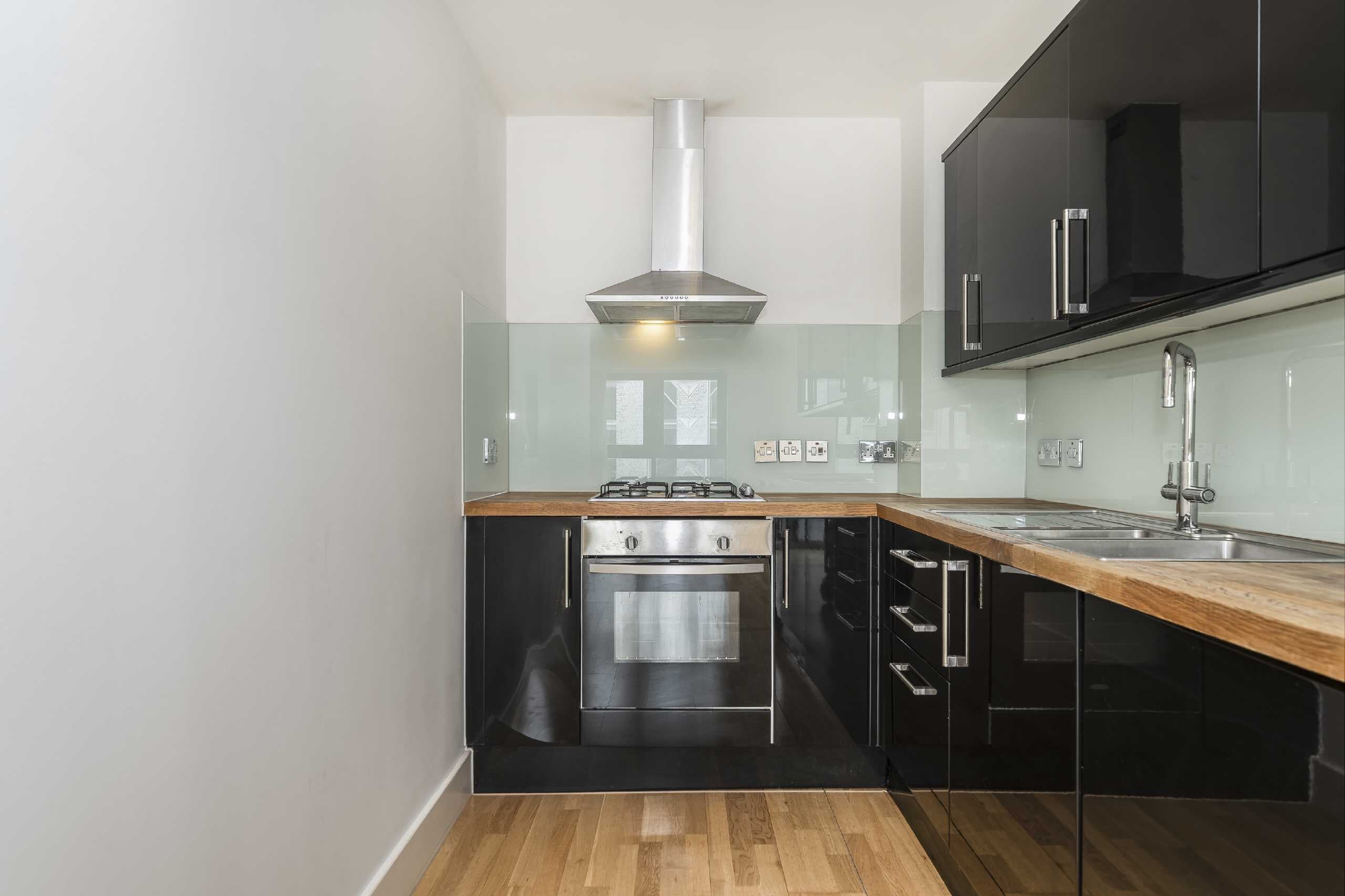 Flat York Way in Greater London