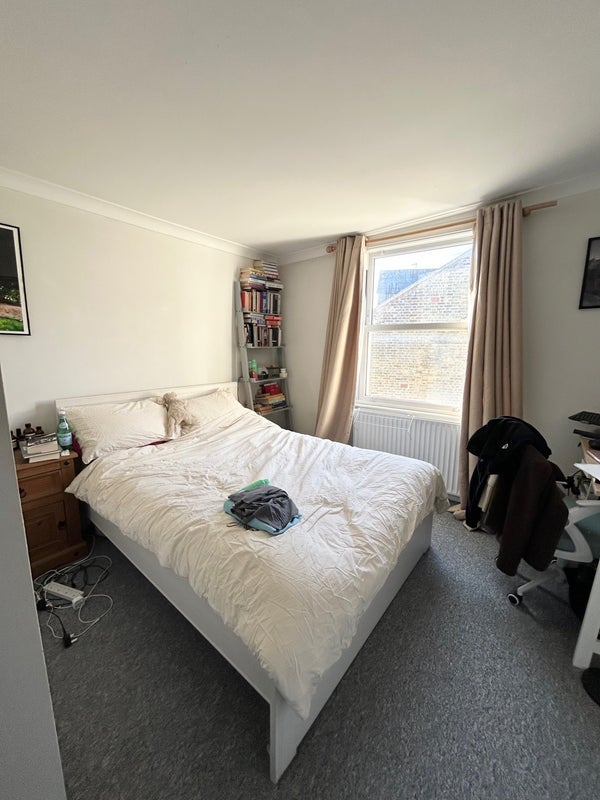 Room Atherfold Road in Greater London