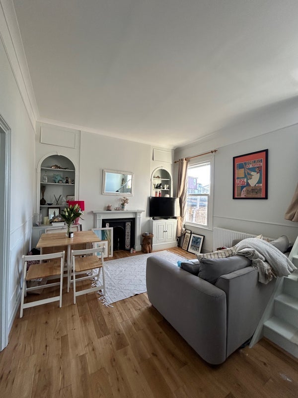 Room Atherfold Road in Greater London