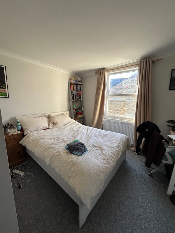 Room Atherfold Road in Greater London