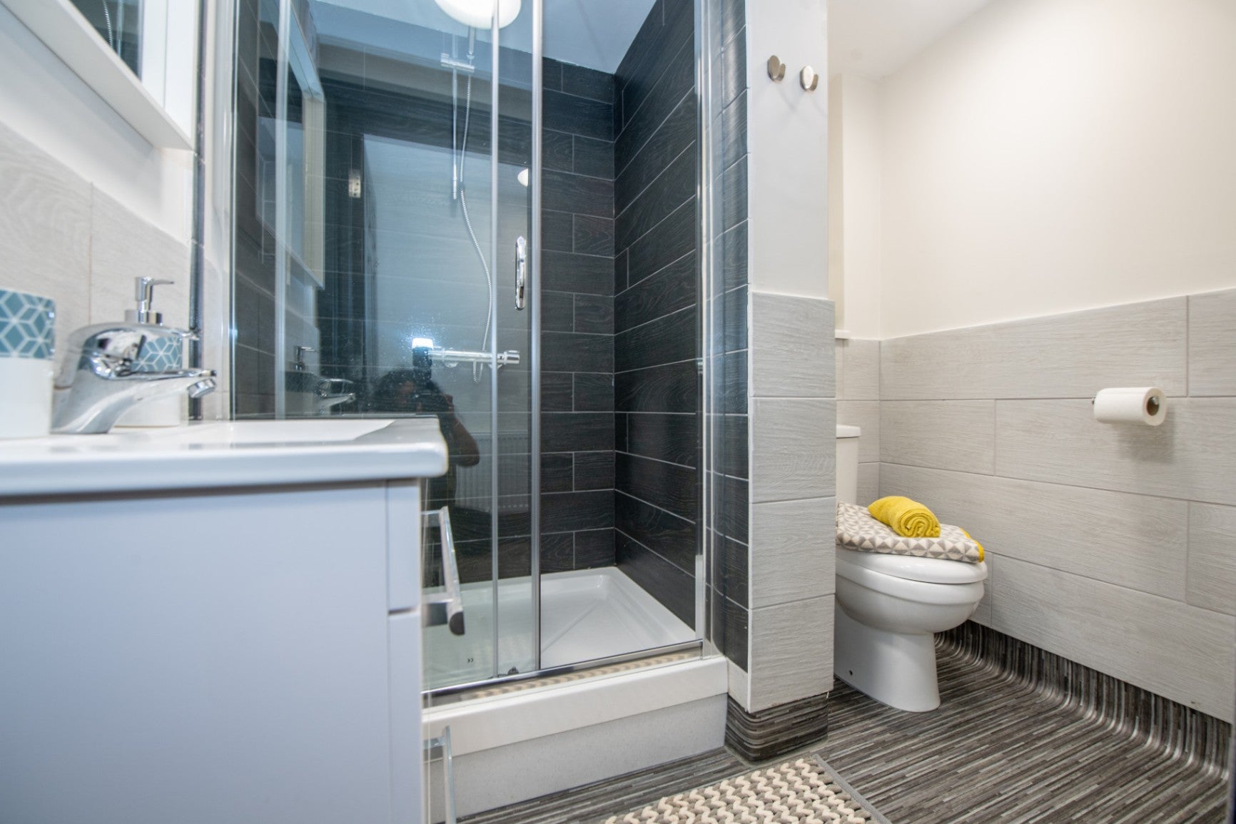 Room Kempston Street in Liverpool
