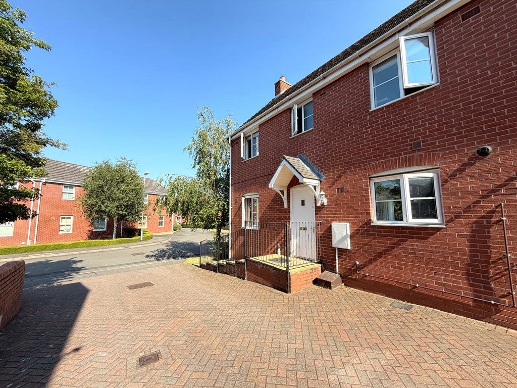 House Sanders Way in Lichfield