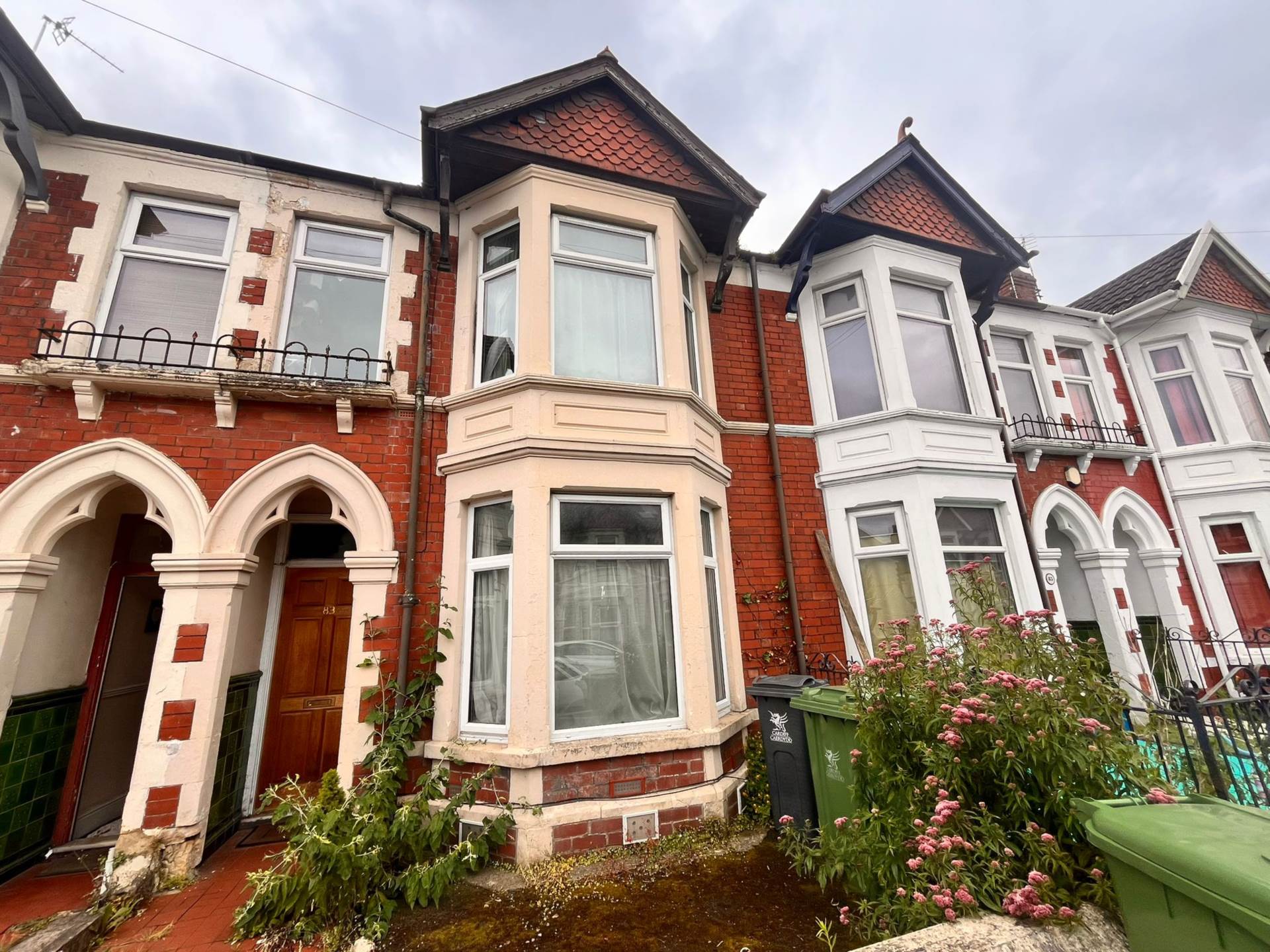 House Llanishen Street in Cardiff