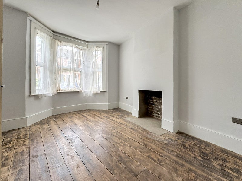 Flat Ashdown Road in Worthing