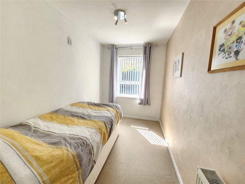 Room Waterford Place in Highcliffe-on-Sea