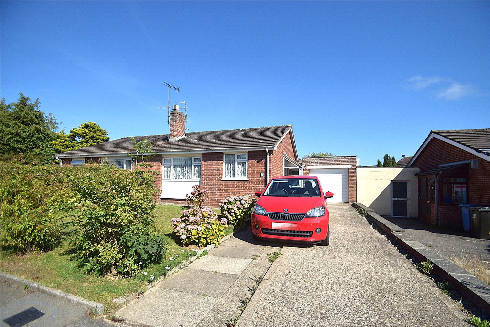 House Meadow Lane in Eastfield
