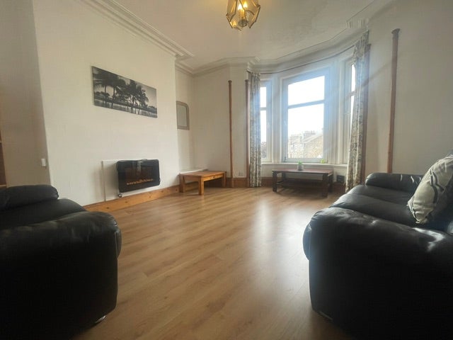 Flat Willowbank Road in Aberdeen