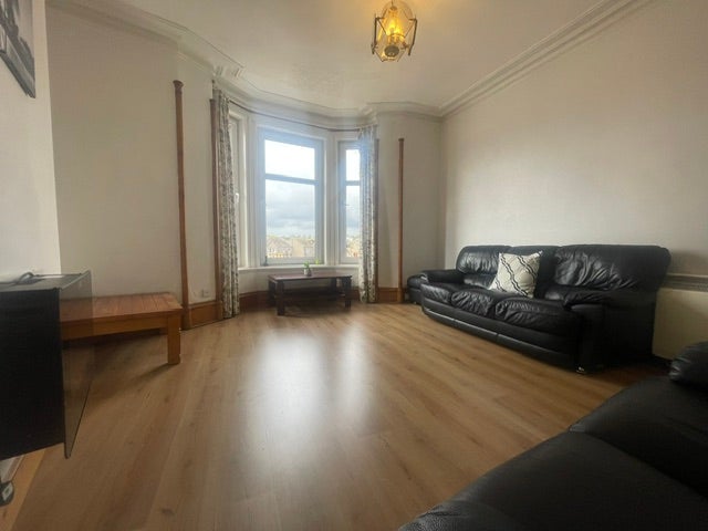 Flat Willowbank Road in Aberdeen
