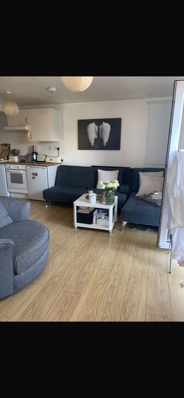 Flat Wavel Mews in Greater London