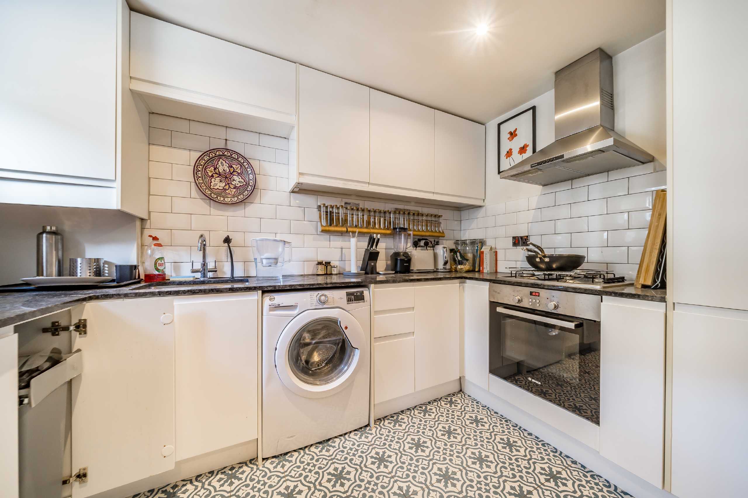 Flat Eversholt Street in Greater London