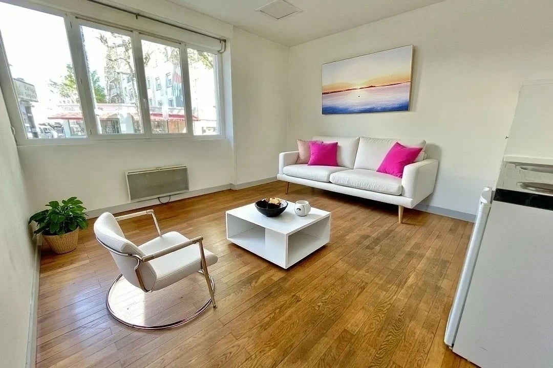 Flat Rue Edmond Biré in Nantes