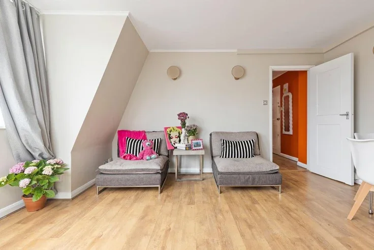 Flat Gloucester Terrace in Haswell