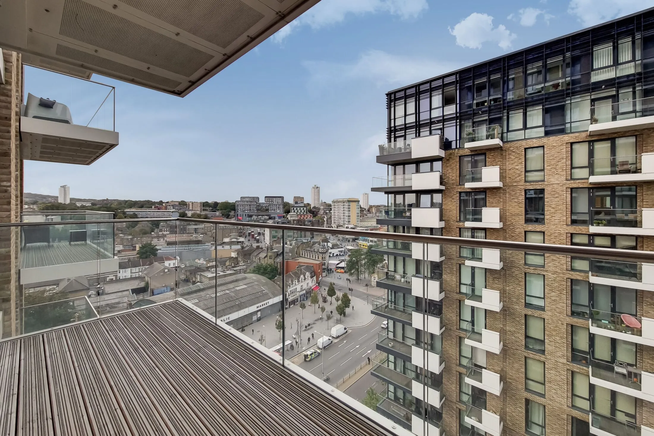 Flat Plumstead Road in Greater London