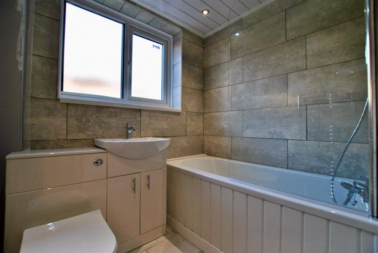 Flat Claypath in Durham