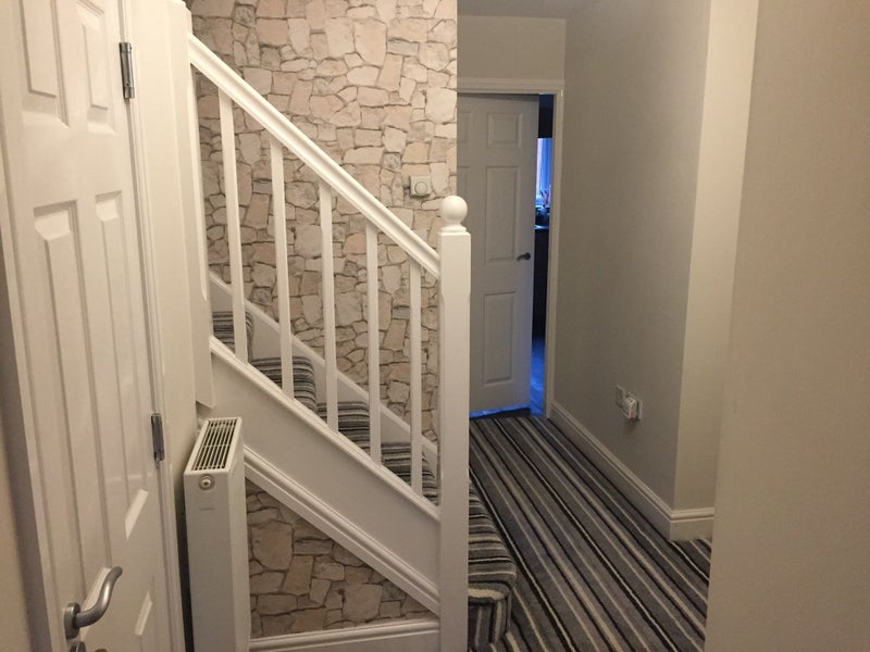 Room Calderwood Close in Bradford