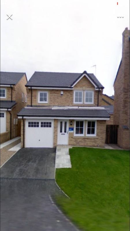 Room Calderwood Close in Bradford