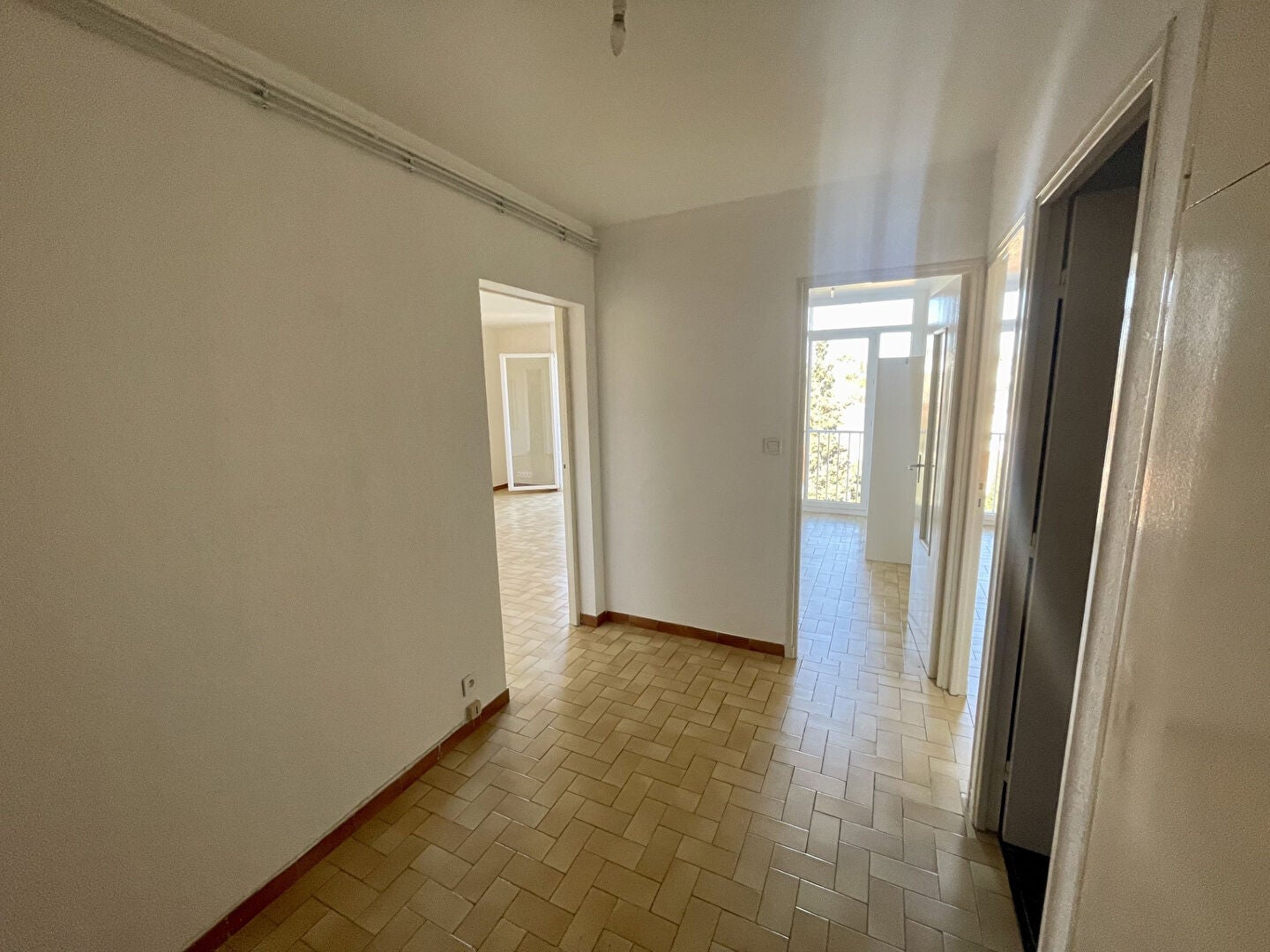 Appartement Rue Rouget de Lisle à Nîmes