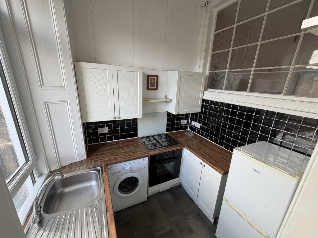Flat Langside Road in Glasgow
