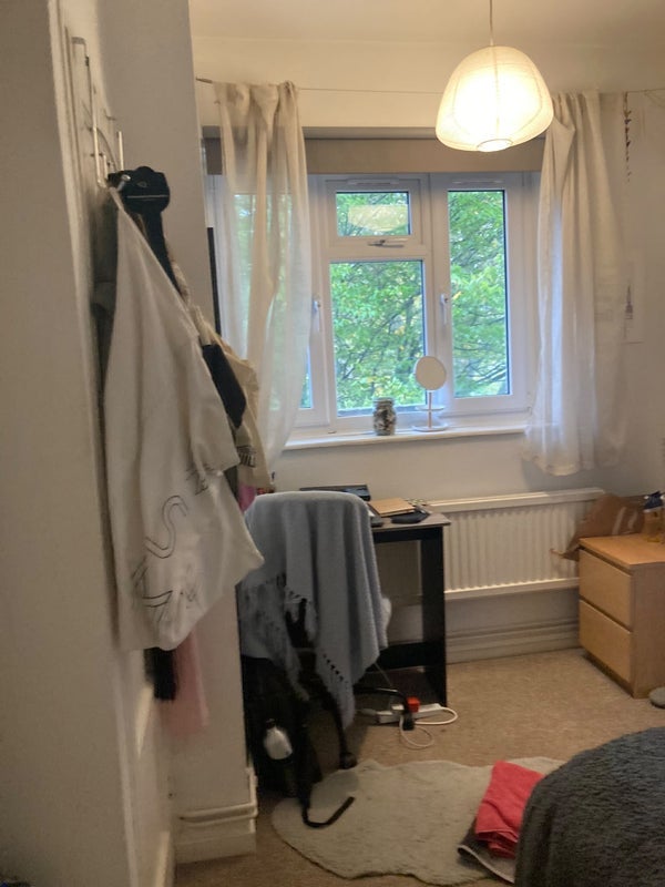 Flat Church Rise in Greater London