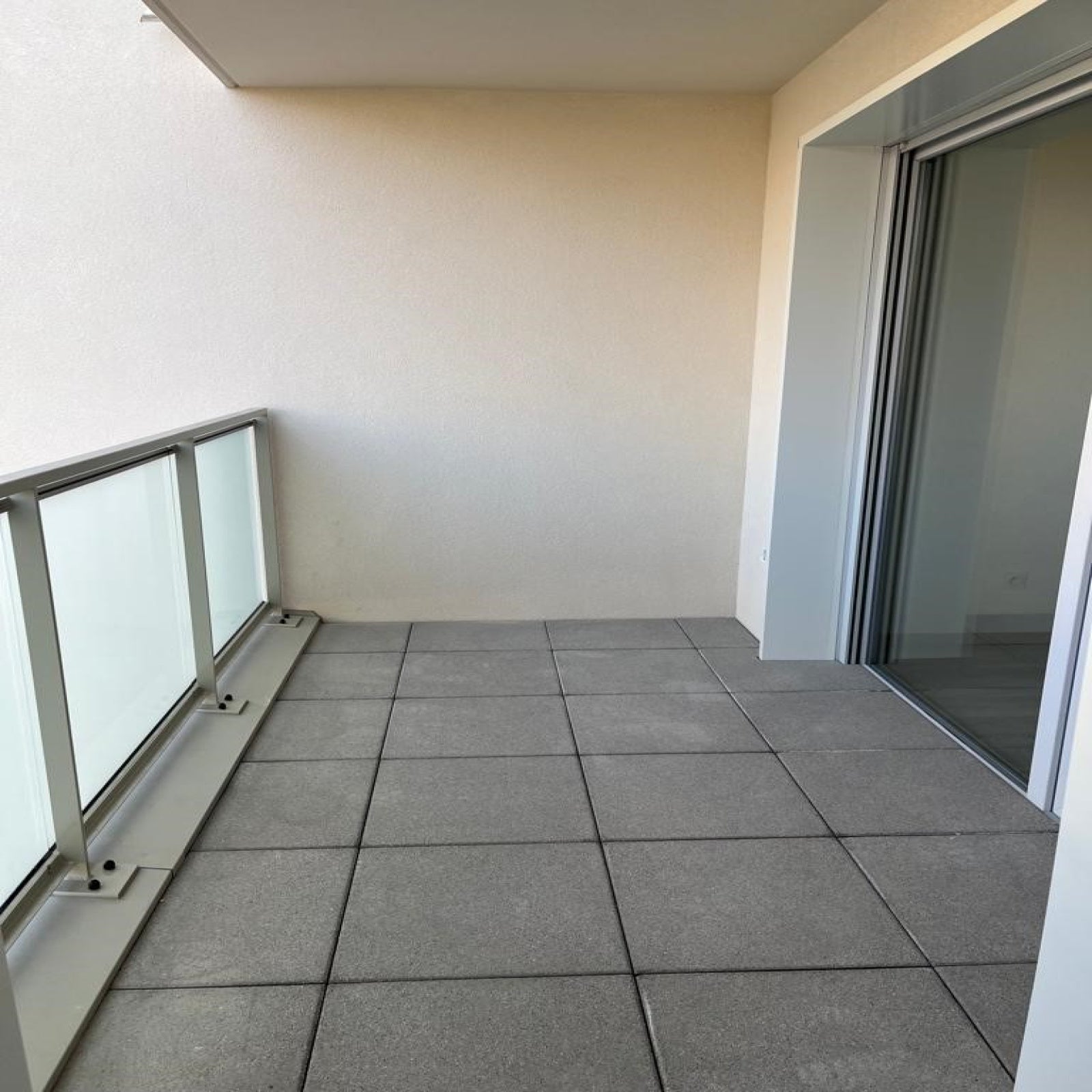 Flat Rue Ernest Renan in Villefranche-sur-Saône