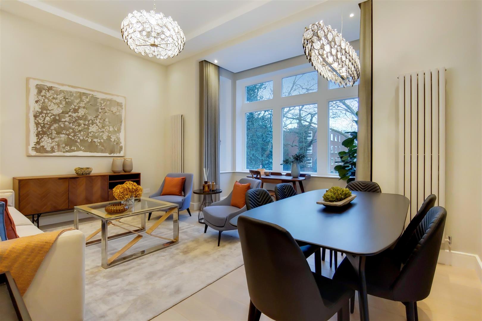 Flat Fitzjohn's Avenue in London