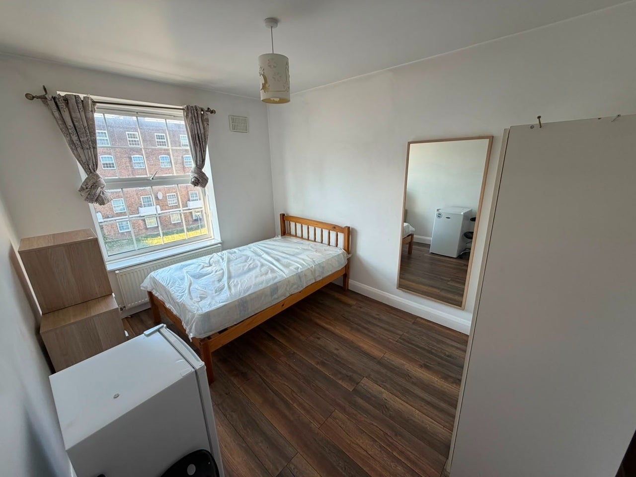 Room Stamford Hill in Greater London