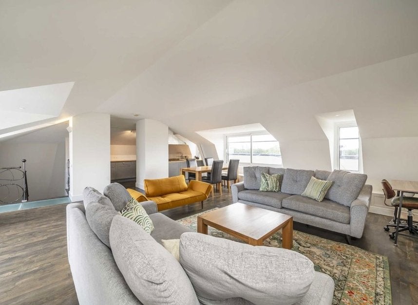 Flat Hyde Park Gardens in City of Westminster