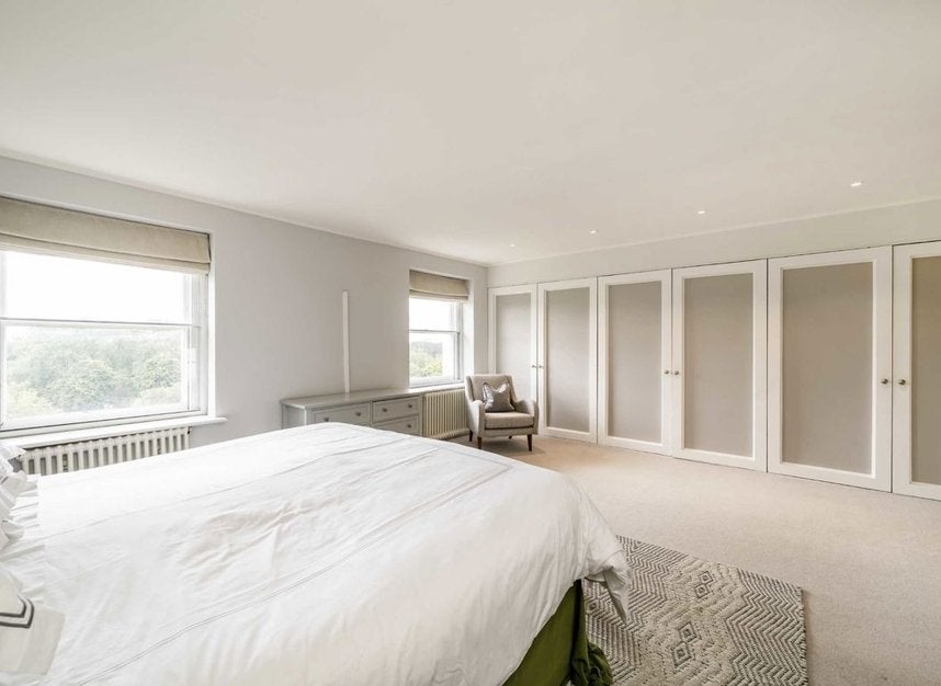 Flat Hyde Park Gardens in City of Westminster