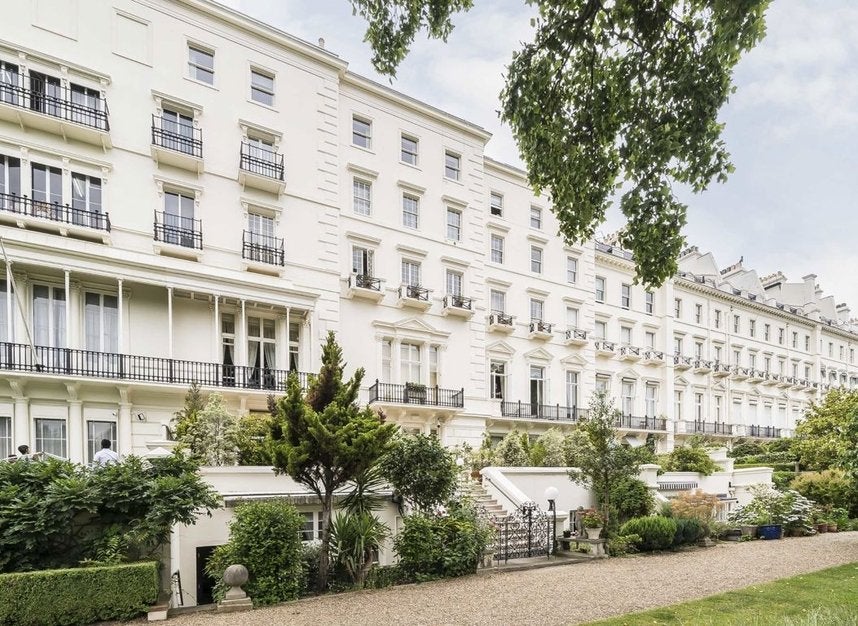 Flat Hyde Park Gardens in City of Westminster