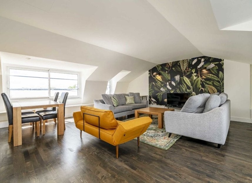 Flat Hyde Park Gardens in City of Westminster
