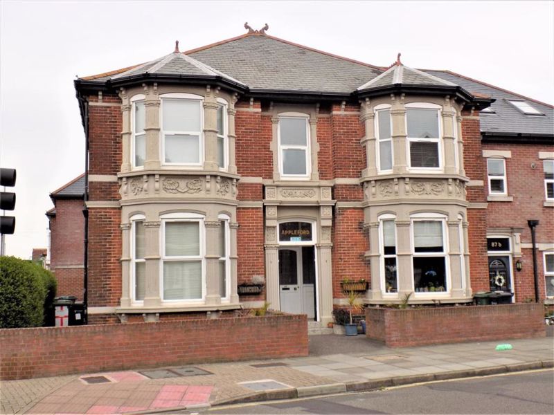 Flat Devonshire Avenue in Portsmouth