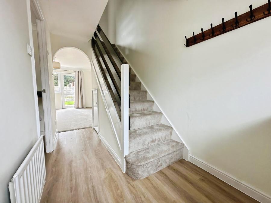House Priory Close in Whaddon
