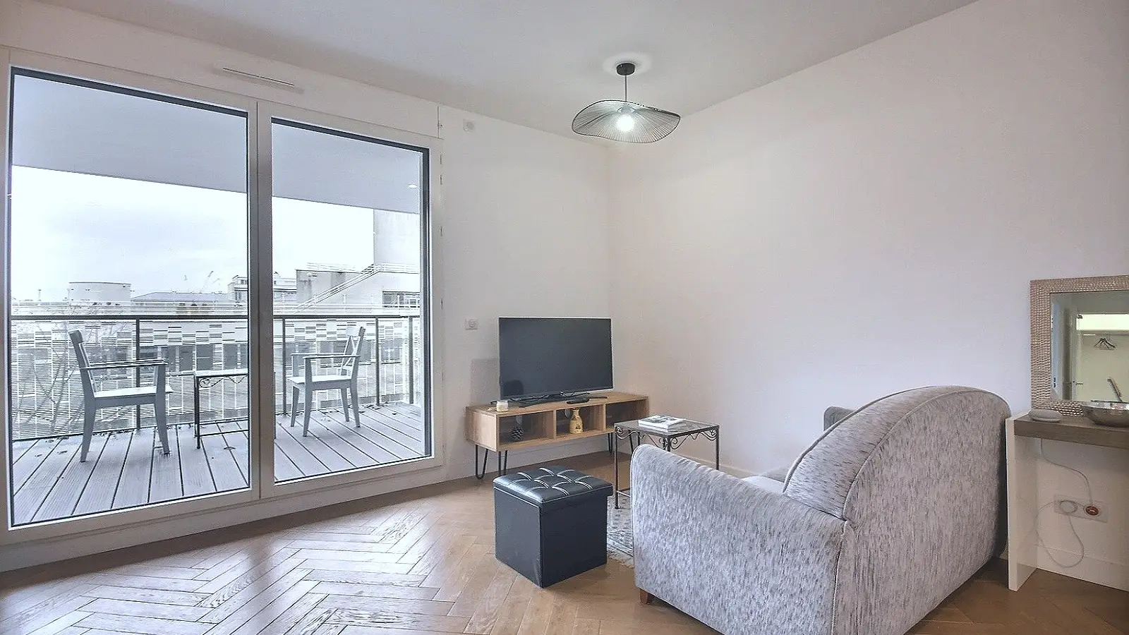 Flat Rue Victor Hugo in Issy-les-Moulineaux