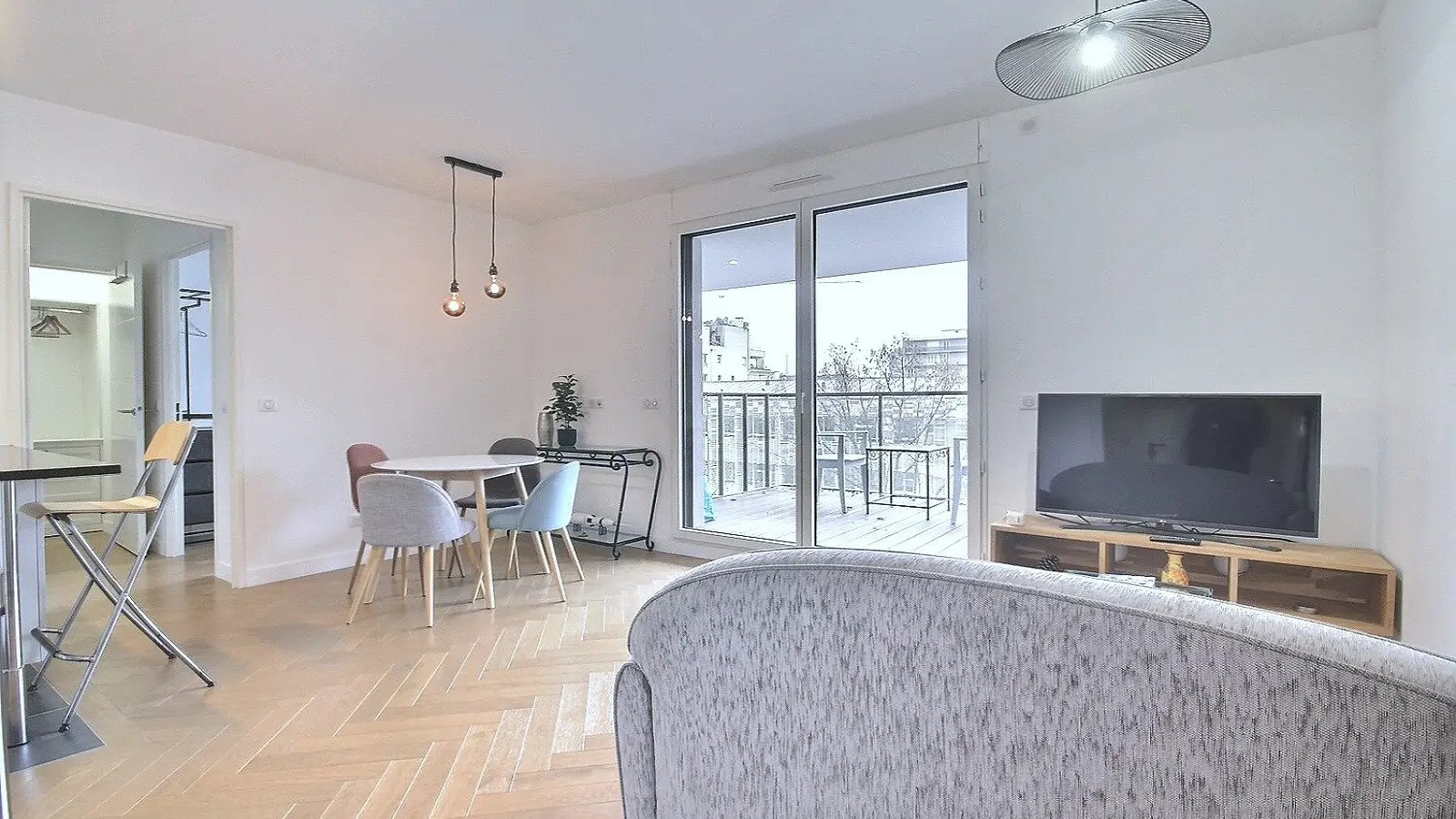 Flat Rue Victor Hugo in Issy-les-Moulineaux