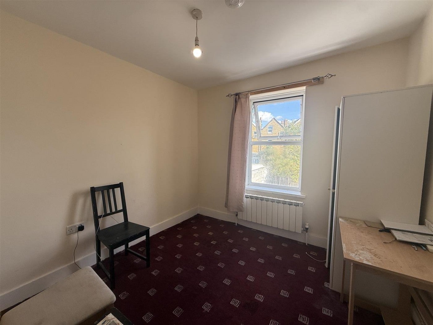 Room La Rose Lane in Greater London