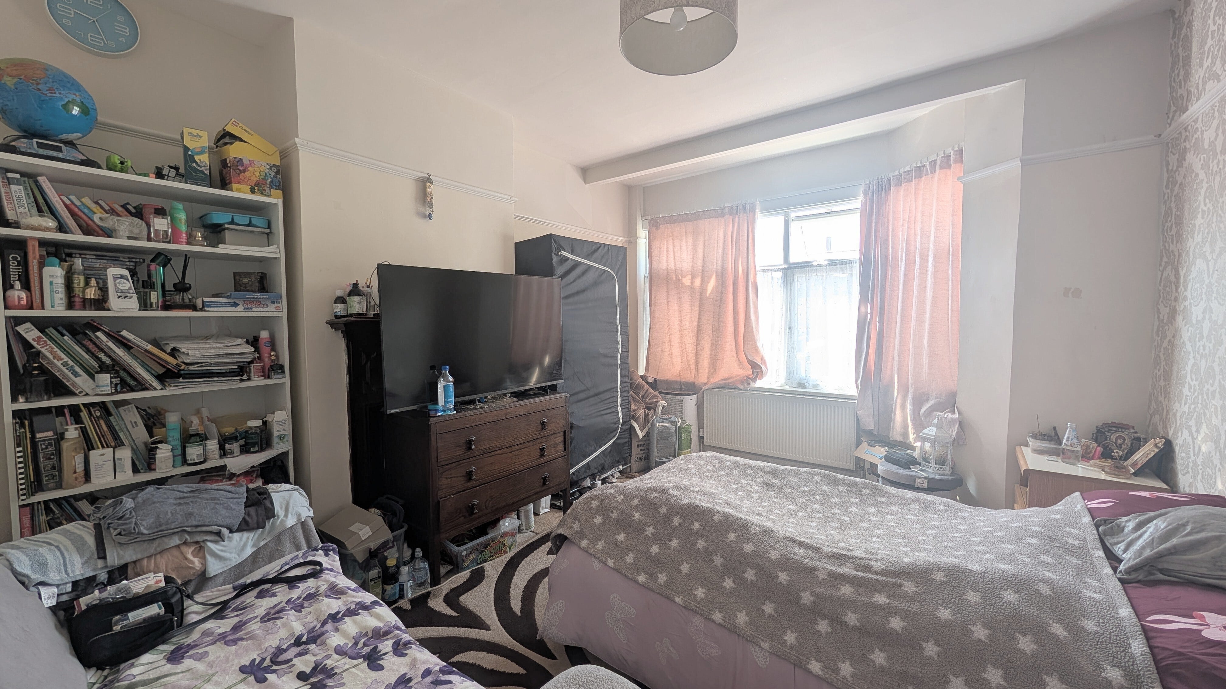 Flat Crofts Road in Greater London