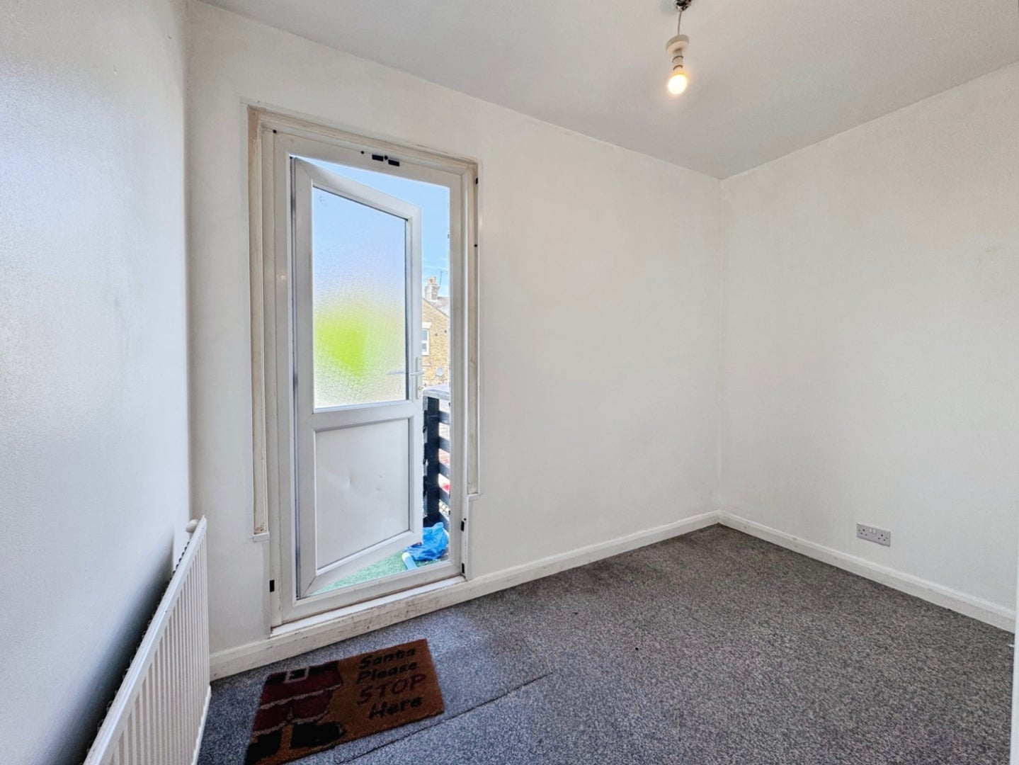 Flat Napier Avenue in Southend-on-Sea