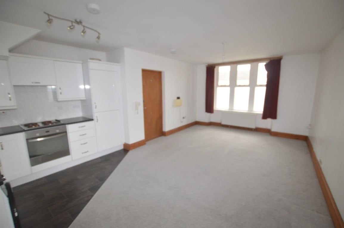 Flat New Road in Camborne