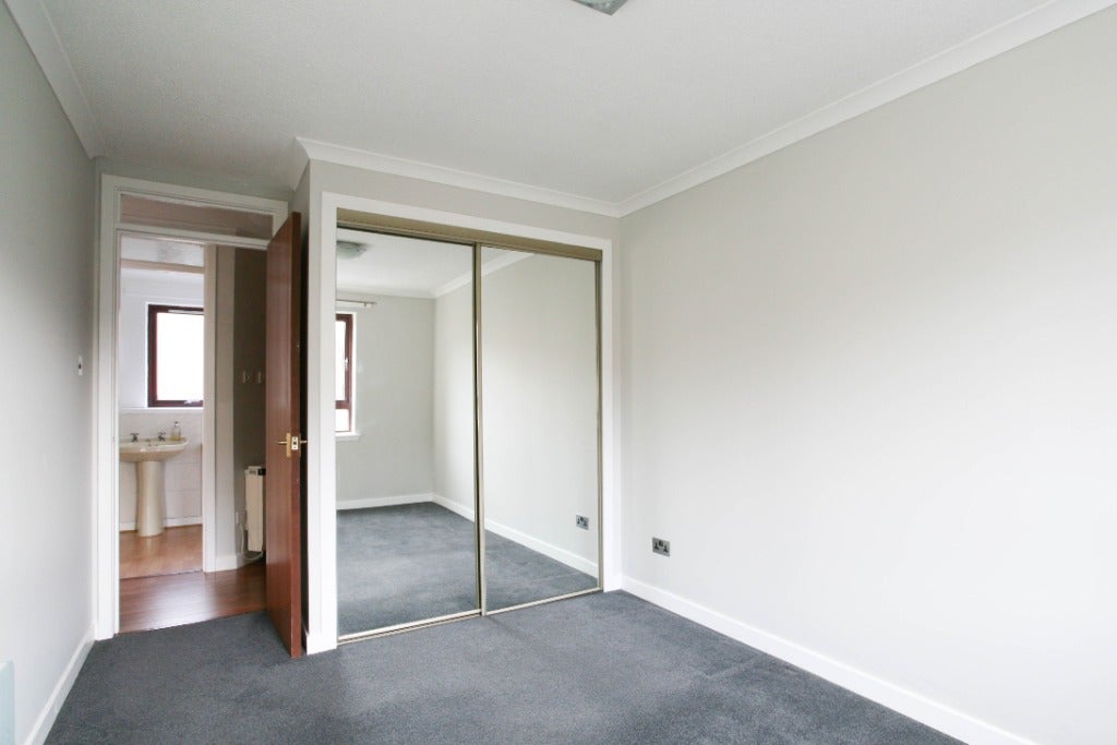 Flat Craighouse Gardens in City of Edinburgh