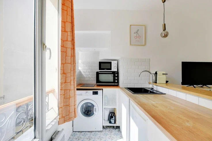 Flat Rue Sainte-Marthe in Paris